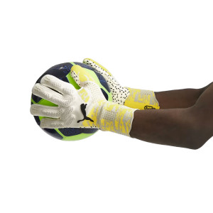 /0/4/041841-07_guantes-de-futbol-puma-future-ultimate-nc-amarillos--grises_4_detalle-cierre-muneca.jpg