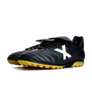 /2/1/2150513_botas-turf-munich-mundial-t-negras--blancas_4_perspectiva.jpg