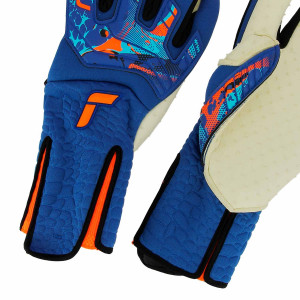 /5/3/5370079-4016_guantes-de-futbol-reusch-attrakt-speedbump-strapless-azules_4_detalle-cierre-muneca.jpg