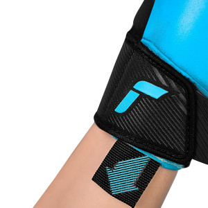/5/5/5570400-7736_guantes-de-futbol-reusch-fastgrip-aqua-negros--turquesa_4_detalle-cierre-en-muneca.jpg