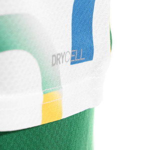 /6/0/605569-05_camiseta-blanca-y-verde-puma-neymar-jr-copra-graphic-nino_4_detalle-logotipo.jpg