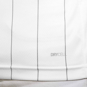 /9/3/939800-01_camiseta-puma-dux-2024-2015-negra_4_detalle-autenticidad.jpg