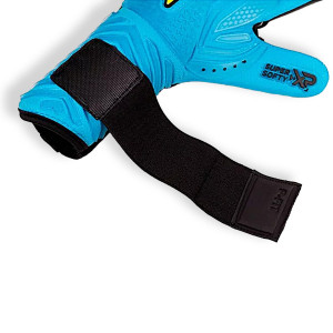 /A/R/ARRA198_guantes-de-futbol-rinat-aries-nemesis-prime-azules_4_detalle-cierre-muneca.jpg