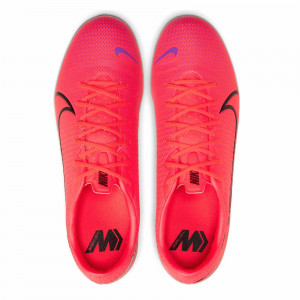/B/Q/BQ5518-606_imagen-de-las-botas-de-futbol--Nike-Mercurial-Vapor-13-Academy-AG-2020-rojo_4_superior.jpg