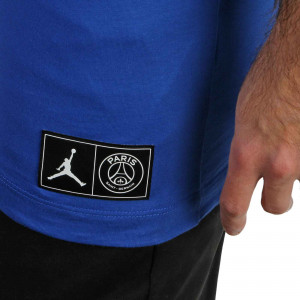 /B/Q/BQ8384-480_imagen-de-la-camiseta-de-entrenamiento-de-futbol-nike-Paris-Saint-Germain-x-Air-Jordan-SS-Logo-Tee-2020--azul_4_detalle.jpg