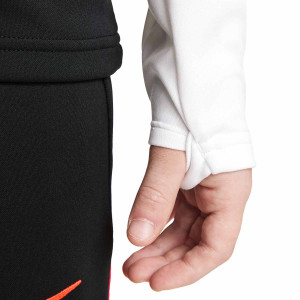 /C/W/CW6112-016_sudadera-nike-dri-fit-academy-21-nino-negra-y-blanca_4_detalle-acabado-manga.jpg