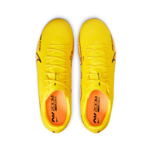 /D/J/DJ5630-780_zapatillas-de-futbol-para-hierba-sintetica-nike-mercurial-zoom-vapor-15-academy-ag-amarillas--naranjas_4_superior.jpg