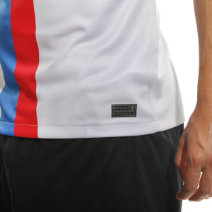 /D/N/DN2713-043-21_camiseta-nike-3a-barcelona-2022-2023-f--de-jong-dri-fit-stadium-gris_4_detalle-autenticidad.jpg