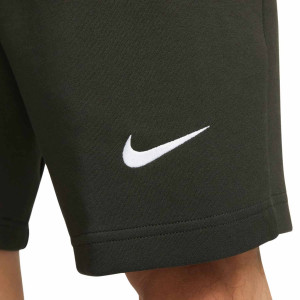 /D/V/DV5560-355_short-nike-barcelona-sportswear-tech-fleece-verde-oscuro_4_detalle-logotipo.jpg