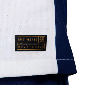 /F/N/FN8773-101-07SON.A_camiseta-nike-tottenham--son-autentica-2024-2025-dfadv-pl-blanca_4_detalle-autenticidad.jpg