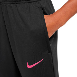 /F/Q/FQ2648-010_pantalon-largo-nike-chelsea-nino-entrenamiento-strike-dri-fit-negro_4_detalle-bolsillo-y-logotipo.jpg