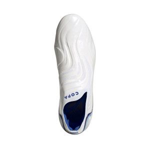 /G/V/GV8437_botas-de-futbol-tacos-adidas-copa-sense--fg-blancas--azules_4_superior.jpg