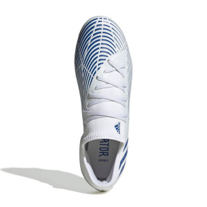 /G/W/GW2279_botas-de-futbol-tacos-adidas-predator-edge-3-low-fg-blancas--azules_4_superior.jpg