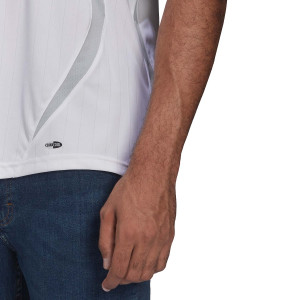 /H/1/H18498_camiseta-adidas-real-madrid-team-geist-blanca_4_detalle-logotipo.jpg