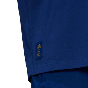 /H/5/H59049_camiseta-adidas-real-madrid-hero-culture-azul_4_detalle-logotipo.jpg