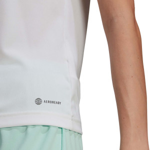 /H/C/HC5074_camiseta-adidas-entrada-22-mujer-blanca_4_detalle-logotipo.jpg