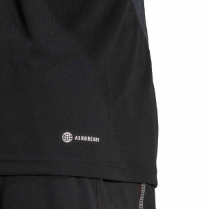 /H/E/HE1451_camiseta-adidas-belgica-entrenamiento-negra--gris_4_detalle-logotipo.jpg