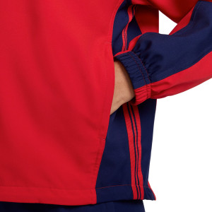 /H/F/HF1074-657_chaqueta-nike-usa-femenino-1999-reissue-roja_4_detalle-manga-y-bolsillo.jpg