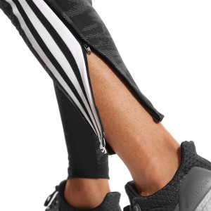 /H/F/HF1394_pantalon-largo-adidas-bayern-entrenamiento-ucl-negro_4_detalle-bajos.jpg