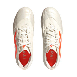 /H/Q/HQ8888_botas-de-futbol-tacos-adidas-copa-pure-1-fg-j-blancas--naranjas_4_superior.jpg