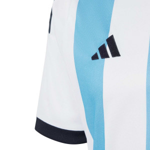 /I/B/IB3597_camiseta-adidas-argentina-2023-3-estrellas-azul-celeste--blanca_4_detalle-manga-y-logotipo.jpg