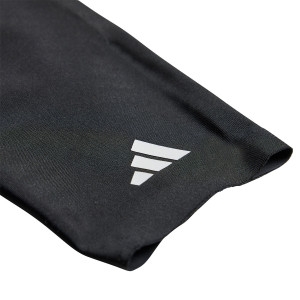 /I/P/IP3999_espinilleras-adidas-tiro-competition-negras_4_detalle-media-y-logotipo.jpg