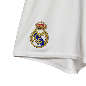 /I/T/IT5174_kit-adidas-real-madrid-bebe-2024-2025-blanca_4_detalle-escudo.jpg