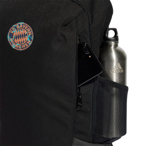 /I/X/IX5698_mochila-adidas-bayern-negra_4_detalle-compartimento-interior.jpg