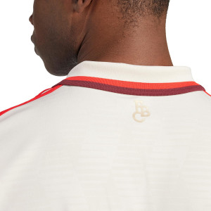/I/Z/IZ3129_camiseta-adidas-3a-bayern-munich-2024-2025-beige_4_detalle-cuello.jpg