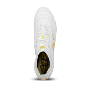 /M/S/MS41FEW2_botas-de-futbol-tacos-new-balance-442-v2-elite-fg-blancas_4_superior.jpg