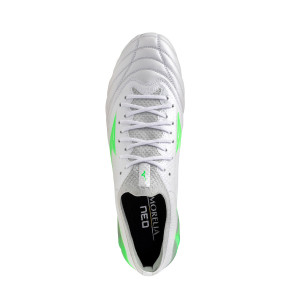 /P/1/P1GA2542-37_botas-de-futbol-tacos-mizuno-morelia-neo-4-beta-elite-md-blancas_4_superior.jpg