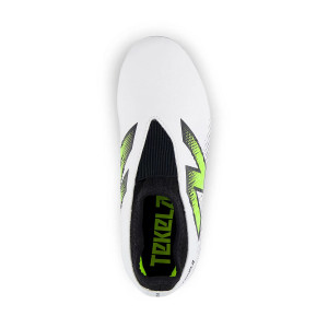 /S/J/SJT3FH45_botas-de-futbol-tacos-new-balance-tekela-v4--magique-jr-fg-blancas_4_superior.jpg