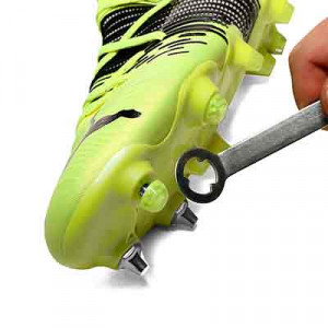 /T/6/T6NAF_imagen-del-taco-intercambiable-de-plastico-Studiamonds-TPU-6mm-para-botas-futbol-Nike-Puma-New-Balance-amarillo_4_detalle-llave.jpg