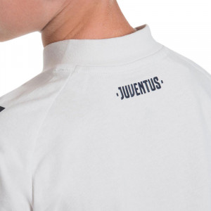 /f/r/fr4262_imagen-camiseta-de-entrenamiento-junior-adidas-juventus-2020-2021-gris_4_detalle-cuello.jpg