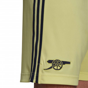 /h/a/ha5734_imagen-de-los-pantalones-cortos-de-futbol-de-la-segunda-equipacion-arsenal-fc-adidas-2021-amarillo_3_detalle-escudo.jpg