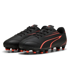 /1/0/107486-09_botas-de-futbol-con-tacos-negras-puma-vitoria-fg-ag-jr_6_vista-conjunto.jpg