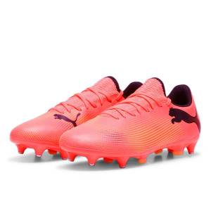 /1/0/107722-03_botas-de-futbol-rosas-puma-future-play-mxsg_6_vista-conjunto.jpg