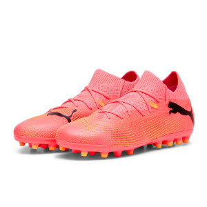 /1/0/107730-03_botas-de-futbol-para-cesped-artificial-rosas-puma-future-match-mg-jr_6_vista-conjunto.jpg