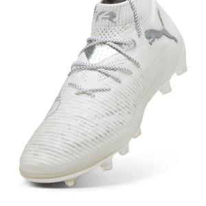 /1/0/108189-04_botas-de-futbol-para-cesped-artificial-blancas-puma-future-8-ultimate-ag_6_detalle-frontal.jpg