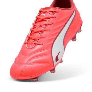 /1/0/108308-01_botas-de-futbol-con-tacos-rojas-puma-king-pro-fg-ag_6_detalle-frontal.jpg