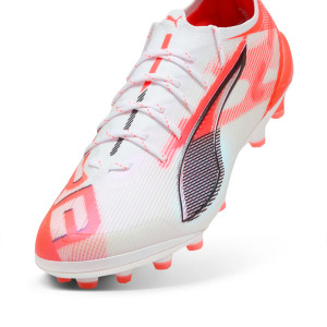 /1/0/108339-01_botas-de-futbol-para-cesped-artificial-blancas--rojas-puma-ultra-5-ultimate-ag_6_conjunto-frontal.jpg