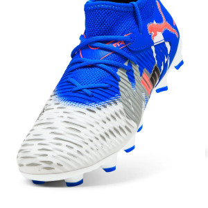 /1/0/108435-01_botas-de-futbol-con-tacos-blancas--azules-puma-future-8-match-forever-fg-ag-jr_6_completa-trasera.jpg