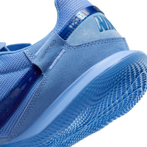 /D/C/DC8466-403_zapatillas-futbol-sala-azul-claro-nike-street-gato_6_detalle-lateral-y-suela.jpg