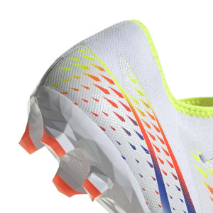 /G/W/GW0995_botas-de-futbol-blancas--multicolor-adidas-predator-edge-3-low-fg_6_completa-trasera.jpg