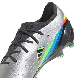 /G/W/GW8428_botas-de-futbol-plateadas--multicolor-adidas-x-speedportal-1-fg_6_completa-trasera.jpg