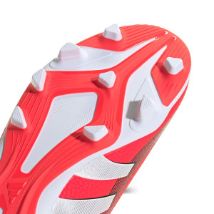 /I/D/ID3813_botas-de-futbol-con-tacos-rojas-adidas-predator-club-fg-mg-j_6_detalle-suela.jpg