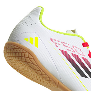 /I/E/IE3735_zapatillas-futbol-sala-blancas-adidas-f50-club-in-j_6_detalle-lateral-y-suela.jpg