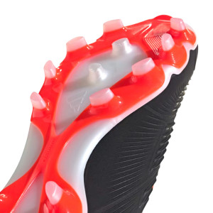 /I/G/IG7733_botas-de-futbol-para-cesped-artificial-negras--rojas-adidas-predator-pro-mg_6_completa-trasera.jpg