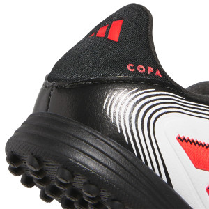 /I/H/IH2241_botas-multitaco-blancas-adidas-copa-pure-3-league-tf-j_6_detalle-lateral-y-suela.jpg