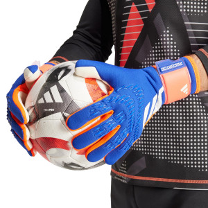 /I/X/IX3860_guantes-de-portero-azules-adidas-predator-league_6_detalle-uso.jpg